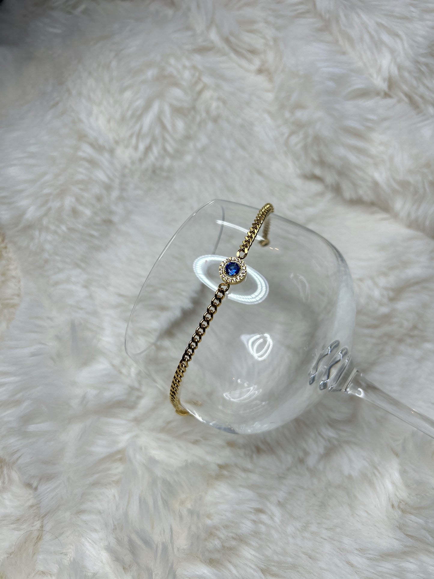 Bracelet bleu en acier inoxydable de couleur dorée