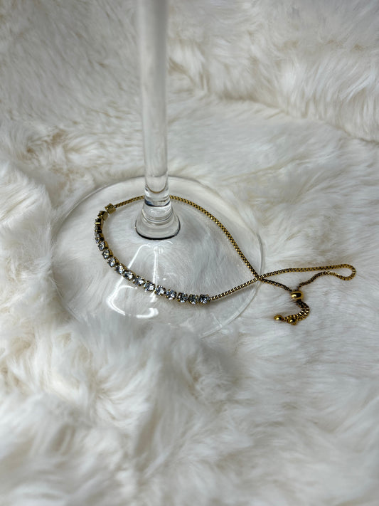 Bracelet en acier inoxydable de couleur diamant blanc avec une possibilité d'ajustement