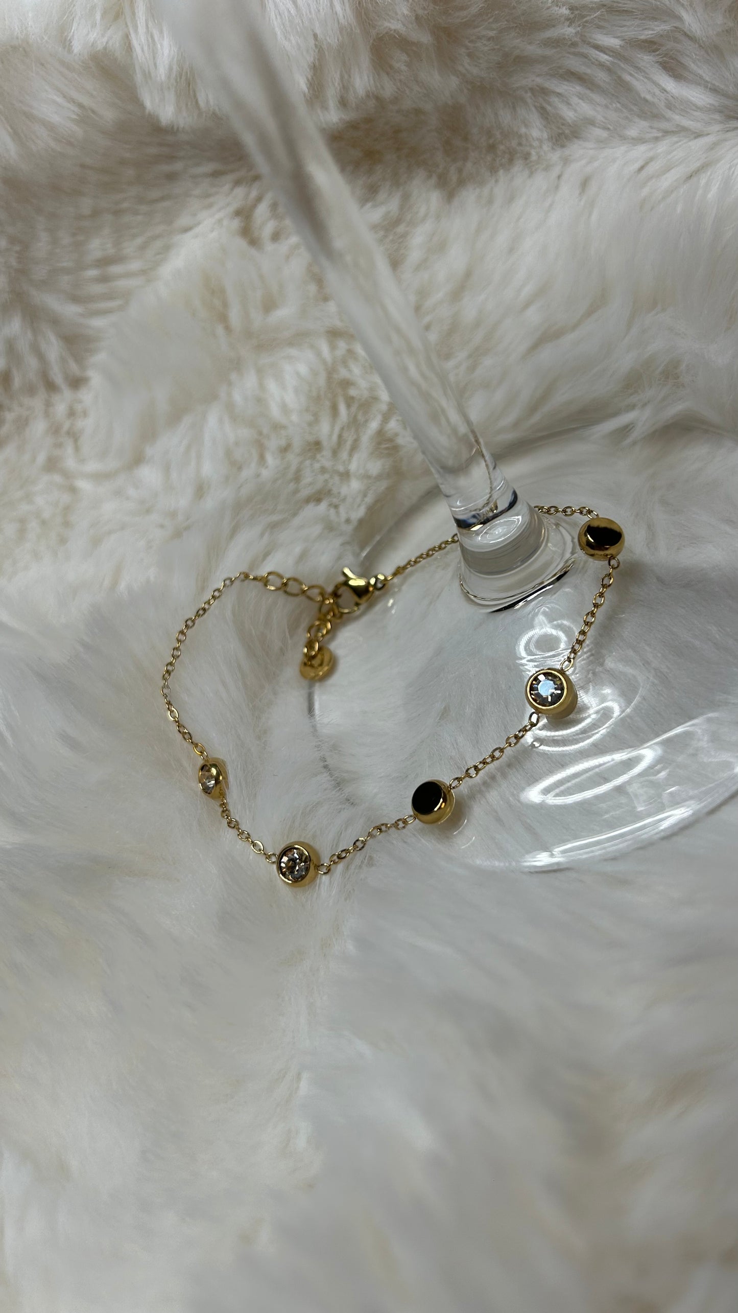 Bracelet en acier inoxydable avec diamant doré